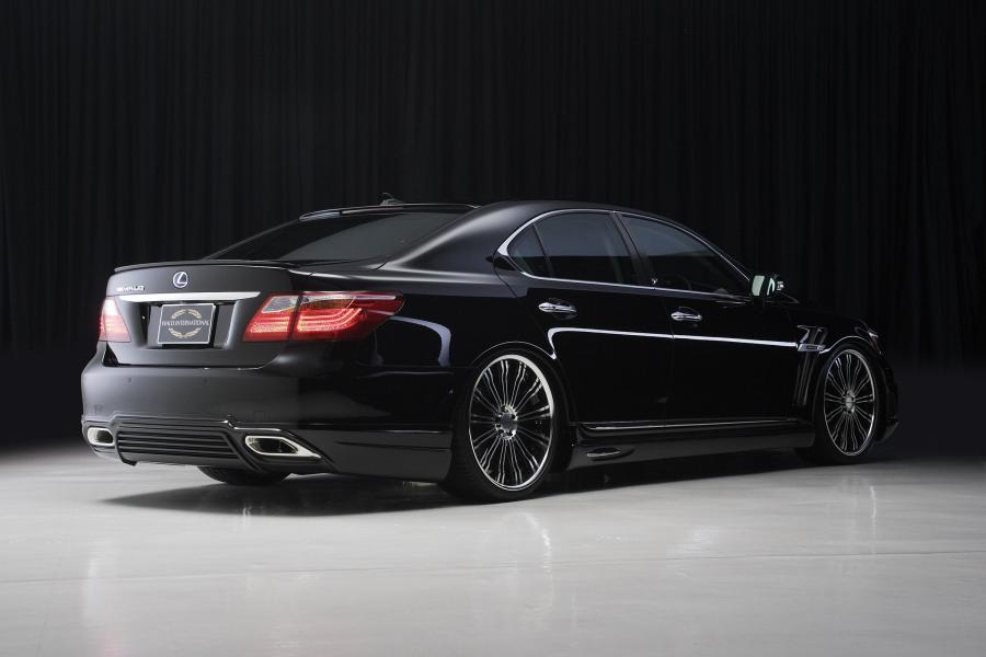  Lexus LS600h Executive Line by Wald 2010 года  (фото 51 из 81)